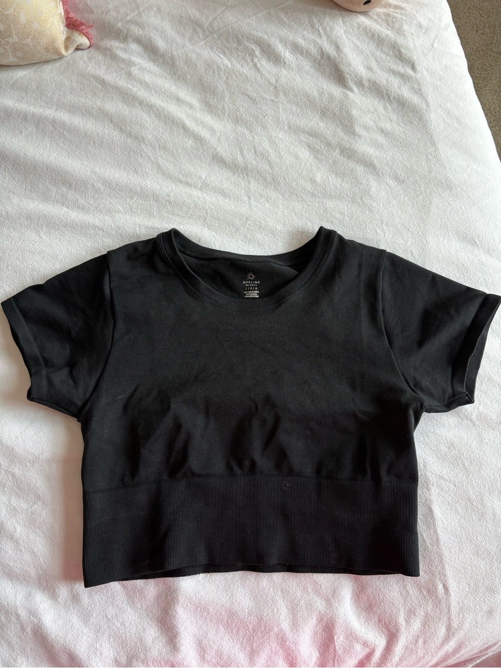 Aerie Black Cropped Workout T-shirt, size Large
